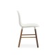 Sedia Form Chair Bianca Gambe in Noce Normann Copenhagen