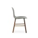 Sedia Form Chair Grigia Gambe in Noce Normann Copenhagen