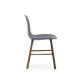 Sedia Form Chair Blu Gambe in Noce Normann Copenhagen