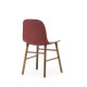 Sedia Form Chair Rossa Gambe in Noce Normann Copenhagen