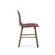 Sedia Form Chair Rossa Gambe in Noce Normann Copenhagen