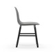 Sedia Form Chair Gambe in Rovere Verniciato Nero Normann Copenhagen