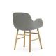 Sedia Form Armchair Grigia Gambe in Rovere Normann Copenhagen