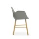 Sedia Form Armchair Grigia Gambe in Rovere Normann Copenhagen