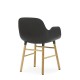 Sedia Form Armchair Nera Gambe in Rovere Normann Copenhagen