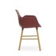 Sedia Form Armchair Rossa Gambe in Rovere Normann Copenhagen